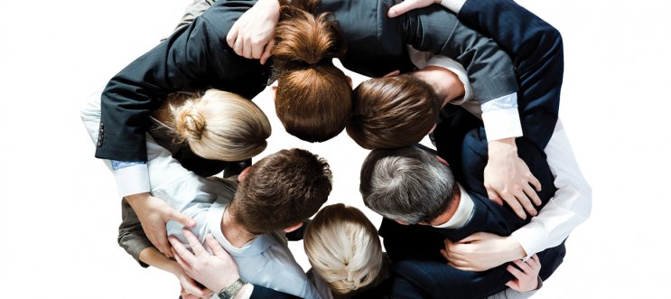 Обними меня